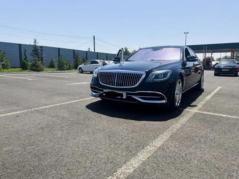 Mercades Maybch W 222 S500 5.5l