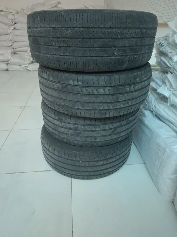 Продам шины MISHELIN R19 1 Продам шины MISHELIN R19 1