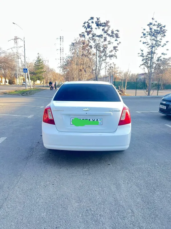 Lacetti механика сотилади! Продается Ласетти механика 5 Lacetti механика сотилади! Продается Ласетти механика 5