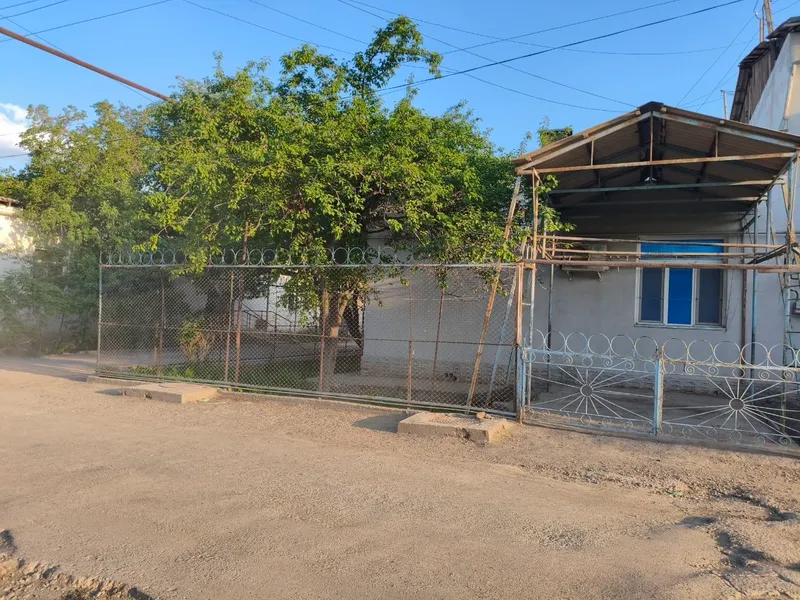 ховли жой сотилади ховли жой сотилади