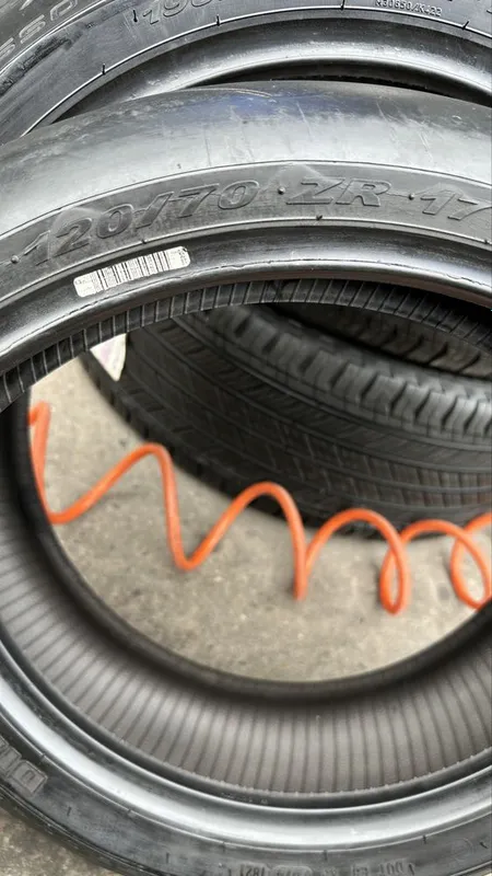 Pirelli Diablo Rosso Corsa 120/70 ZR17 передняя шина — фото 2