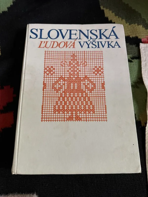 Продам эксклюзивную книгу 1985 года для вышивки и рукоделия Продам эксклюзивную книгу 1985 года для вышивки и рукоделия