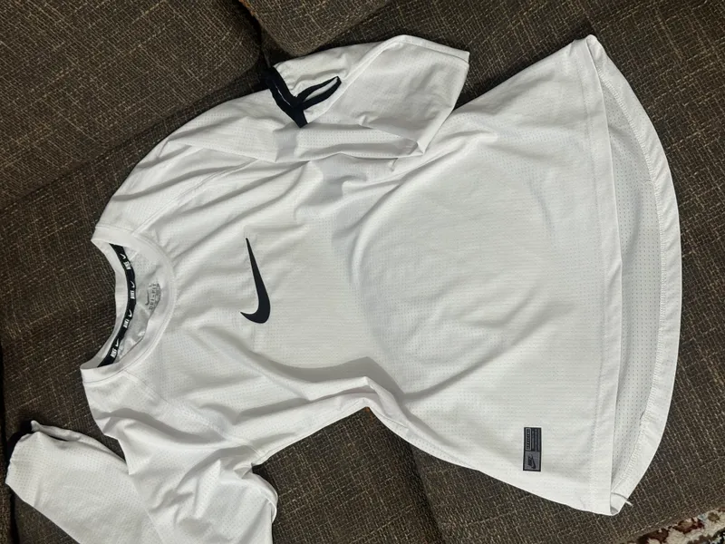 Nike Dri Fit futbolka — фото 1