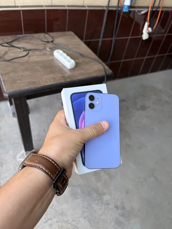 Iphone 12 mini. 1