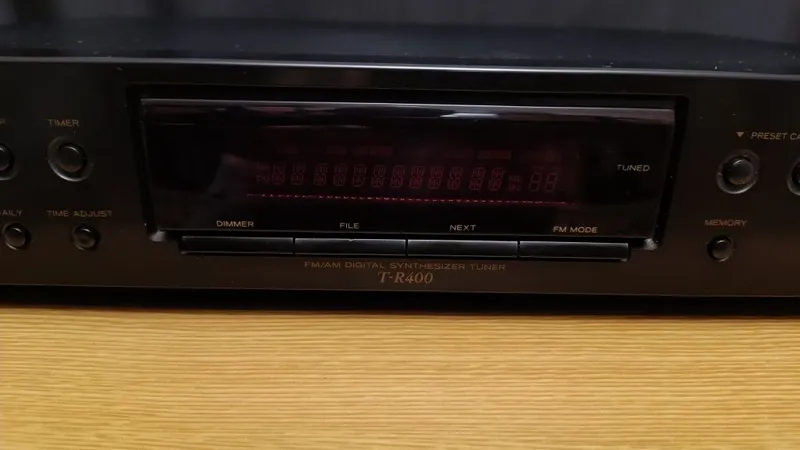 Тюнер Teac TR-400 3 Тюнер Teac TR-400 3