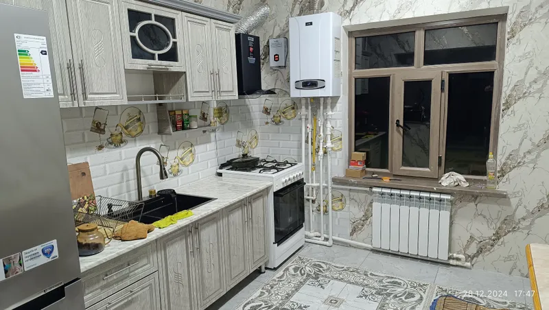 Продаётся дом на 3 семьи, возможны варианты 3 Продаётся дом на 3 семьи, возможны варианты 3
