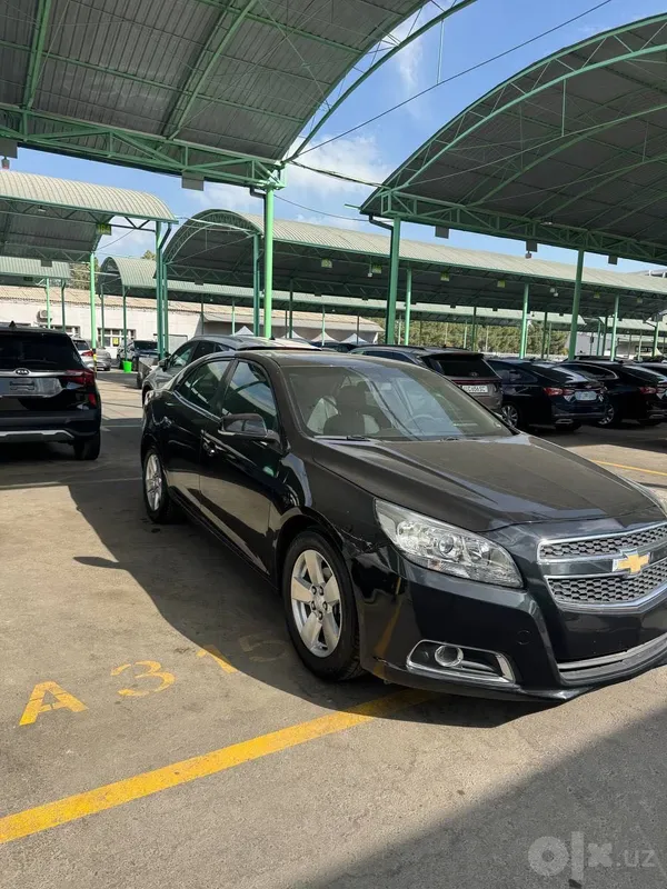 Есть люк Malibu 1 2 Есть люк Malibu 1 2