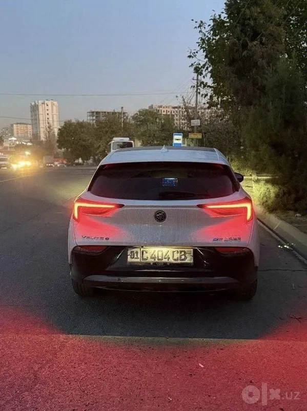 Продаётся Buick Velite 430, растаможенный 3 Продаётся Buick Velite 430, растаможенный 3