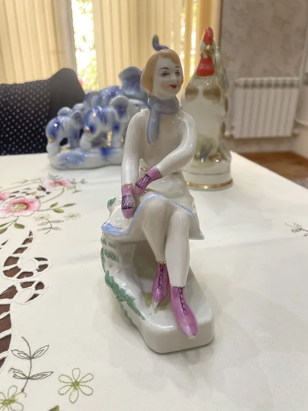 Форфоровая Статуэтка СССР 1 Форфоровая Статуэтка СССР 1
