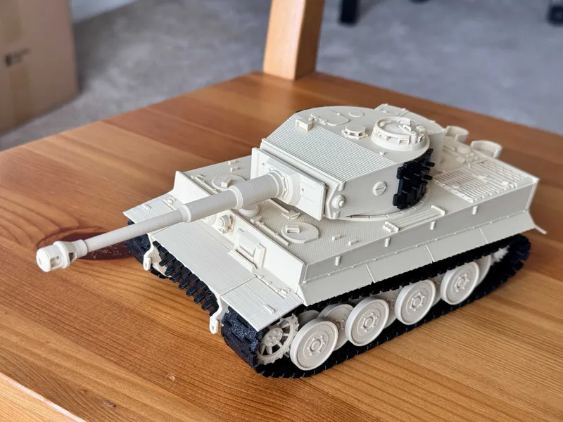 Модель тяжёлого танка Tiger I. Масштаб 1:35 — фото 6