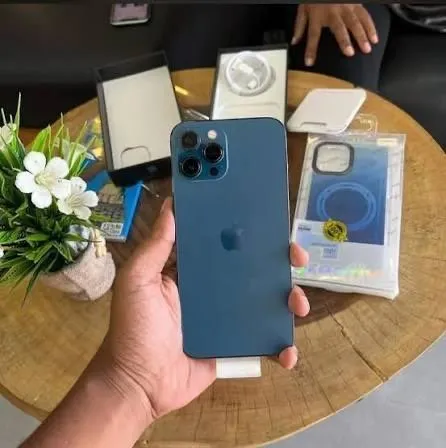 Iphone 12 pro max 256 gb в идеале