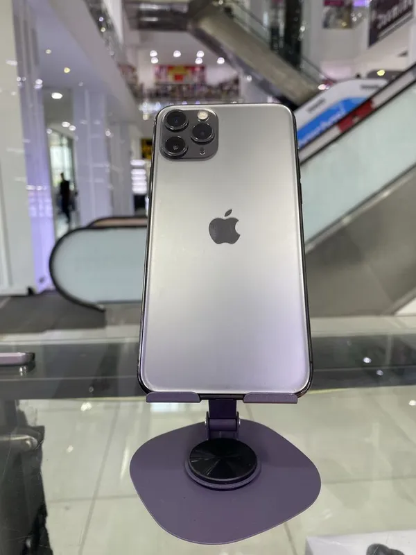 Iphone 11 pro 64/73 2 Iphone 11 pro 64/73 2
