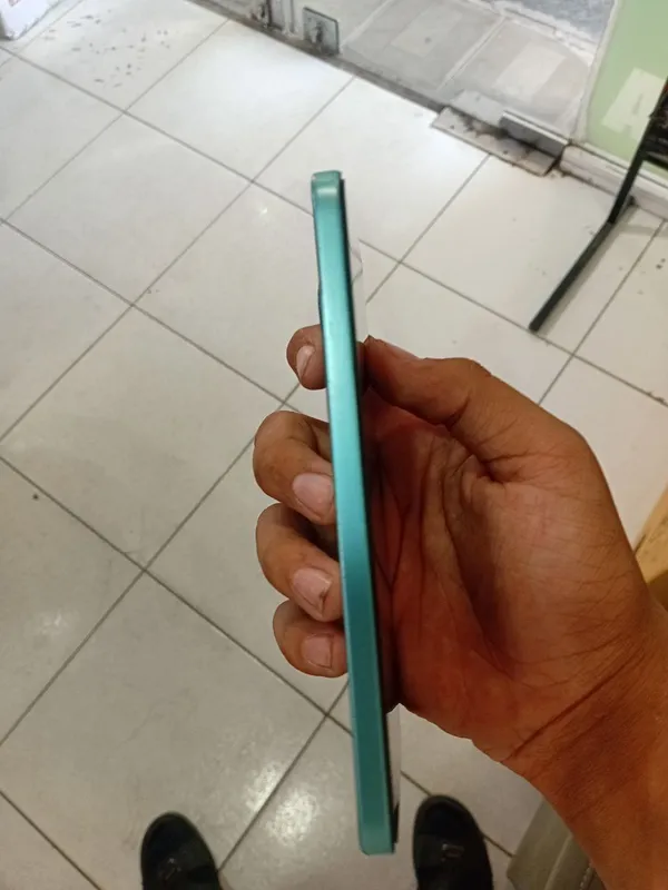 Продаётся Honor 400 Lite, цену обсудим 4 Продаётся Honor 400 Lite, цену обсудим 4