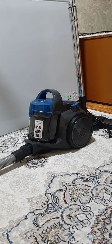 Пылесос Bosch Cleanń Allergy ( без мешка ) 4 Пылесос Bosch Cleanń Allergy ( без мешка ) 4
