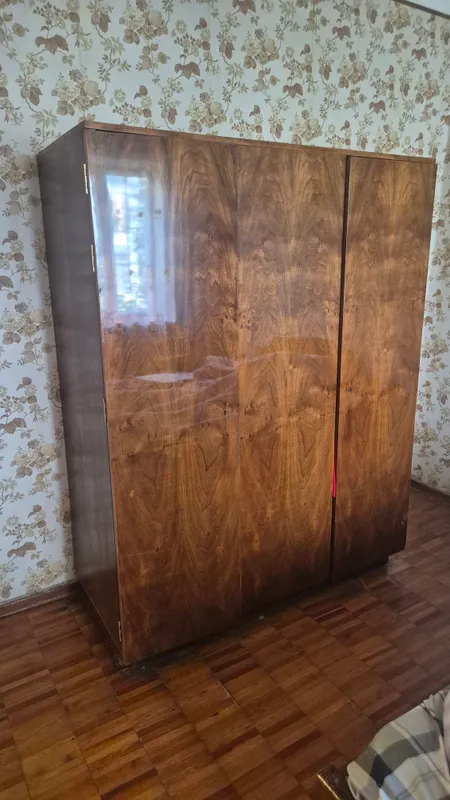 шкаф платяной