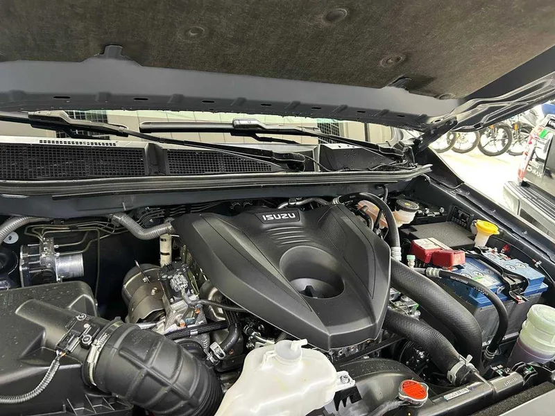 Исузу, Isuzu исузу 4