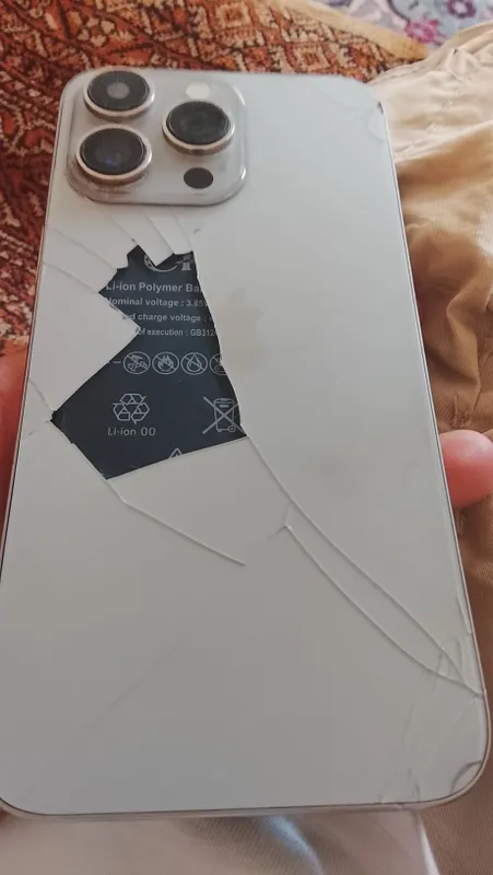 iphone 15 holati yaxshi ozgina singan arzon — фото 4