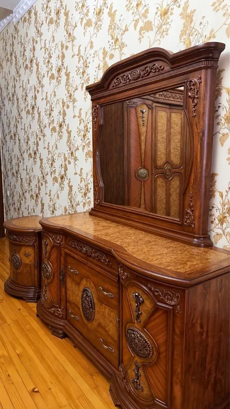 Шикарная мебель для спальни в итальянском стиле — фото 1