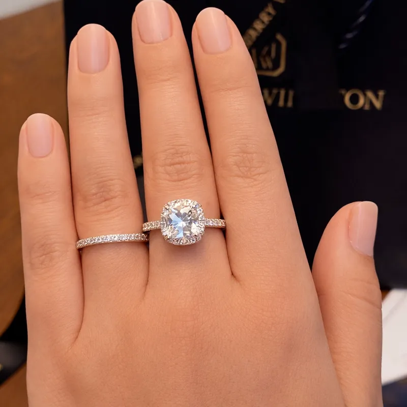 Harry Winston Princess-Cut Ring Кольцо 2
