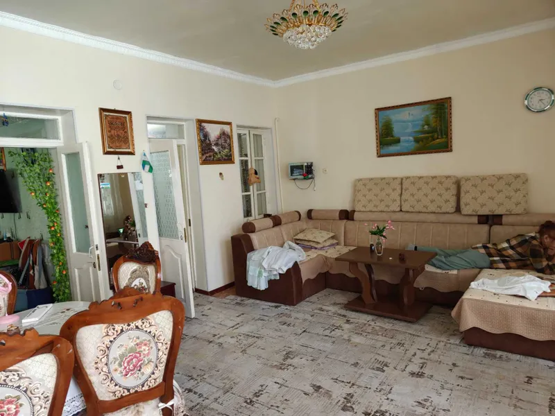Дом возле гостиницы "Камила" г.Навои — фото 8