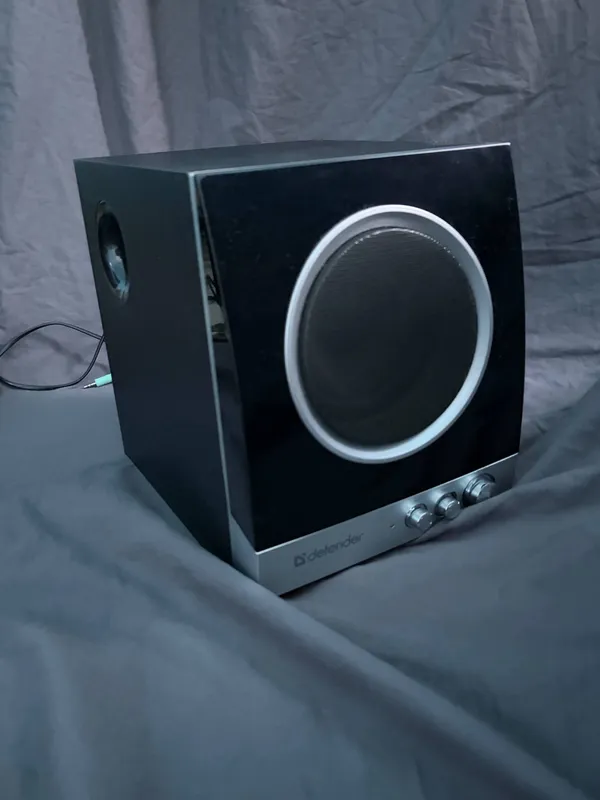Defender AVANTE M40 akustik tizimi 1