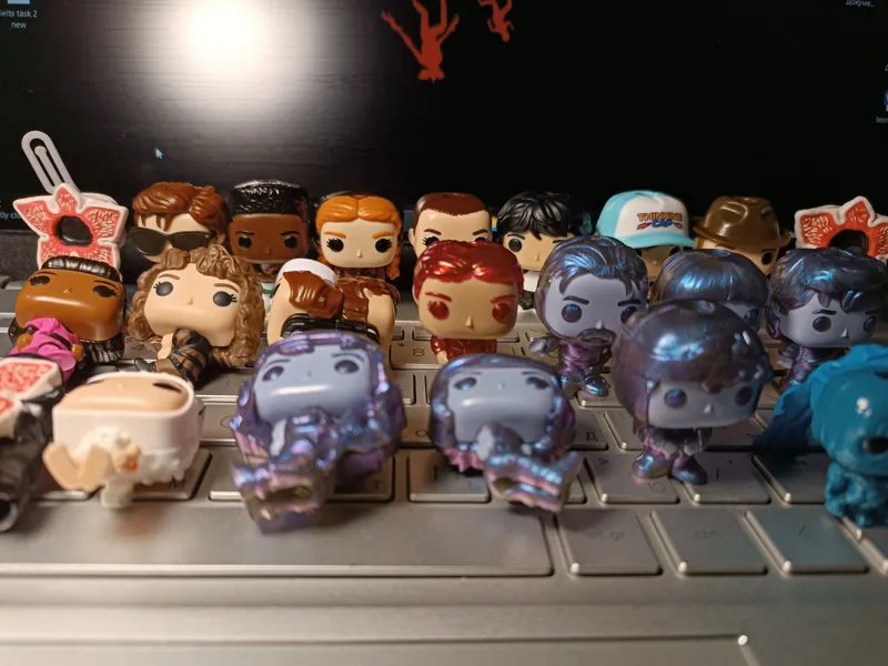 Stranger things Kinder Joy Whole collection — фото 1