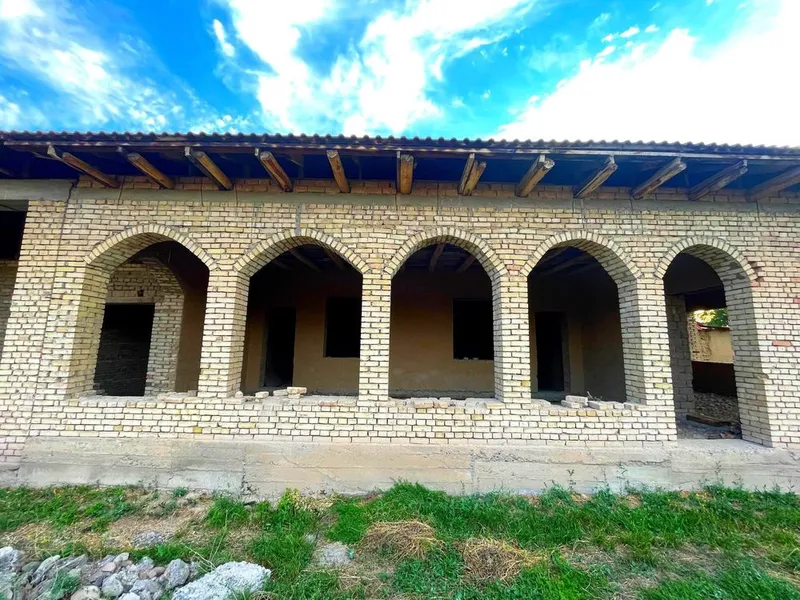 Hovli sotiladi narx kelishilinadi 1 Hovli sotiladi narx kelishilinadi 1