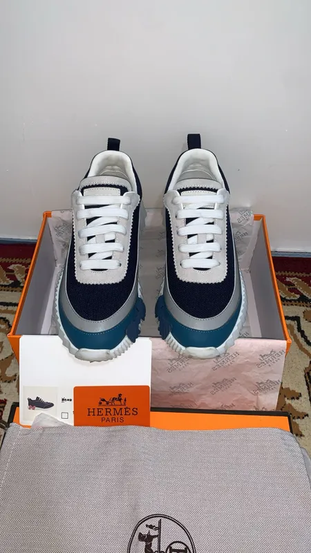 Hermes 4 Hermes 4
