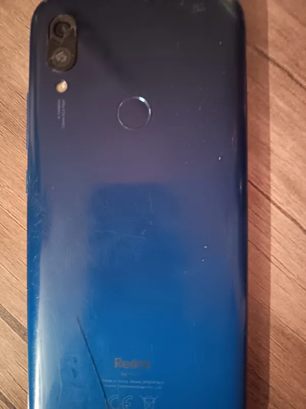 Redmi 7 продано 300 тысяч 2 Redmi 7 продано 300 тысяч 2