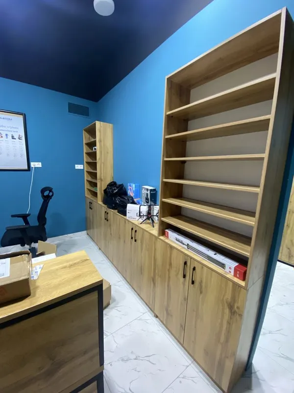 Vitrina Витрина ideal holatda 2 Vitrina Витрина ideal holatda 2
