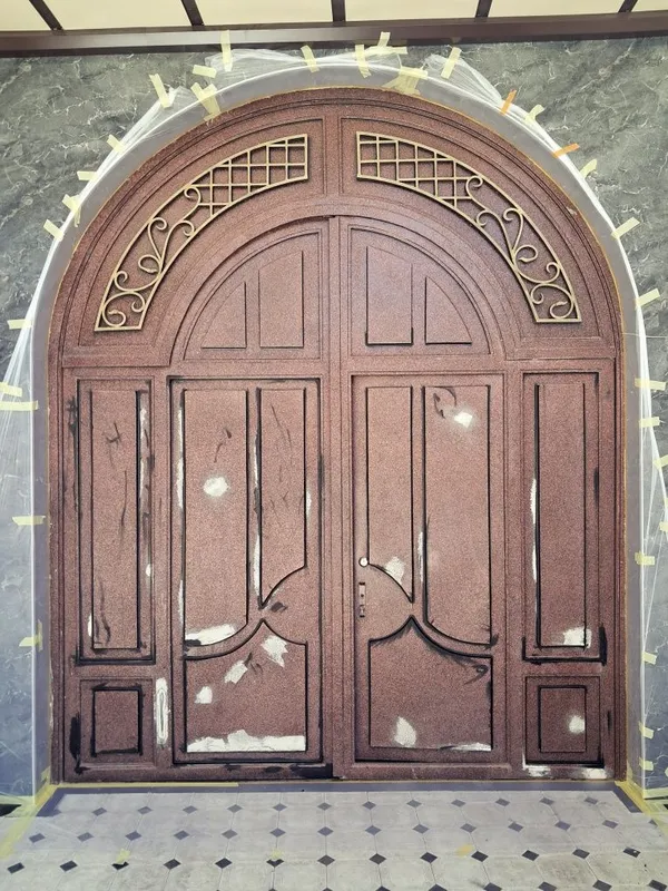 Darvoza boʻyash restavratsa qilish 1 Darvoza boʻyash restavratsa qilish 1