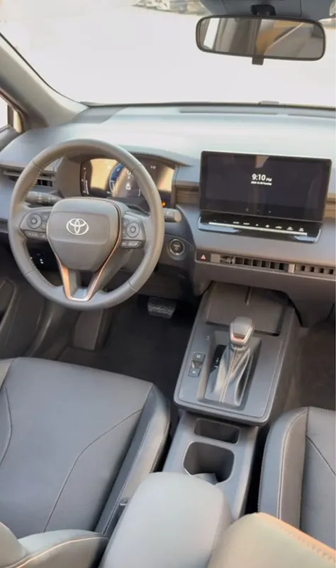 Toyota Corolla Cross 2026 Hybrid — фото 3