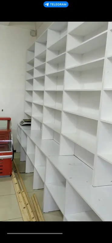 Magazin uchun po’lka vitrina sotiladi! 2
