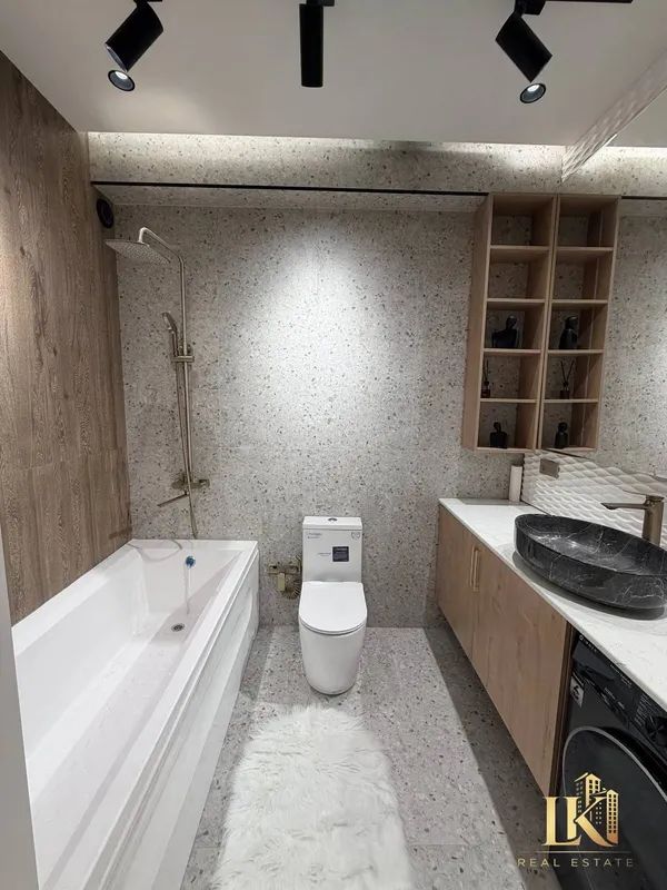 Продаётся 4-комнатная квартира в ЖК Nikitina Residence 9
