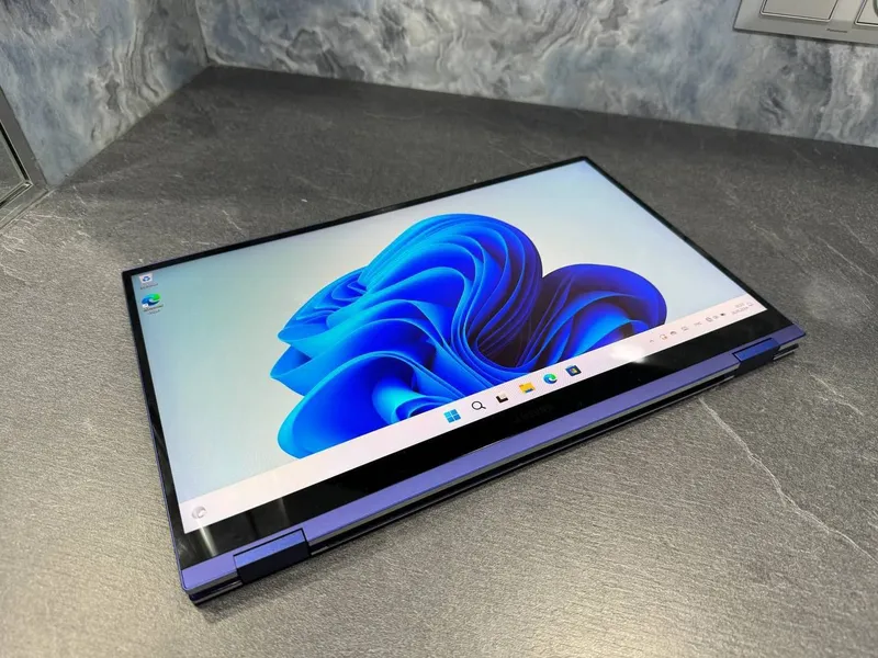 Samsung Galaxy book Flex 15.6 OLED 12/256GB ntel Core i7-1065 — фото 1