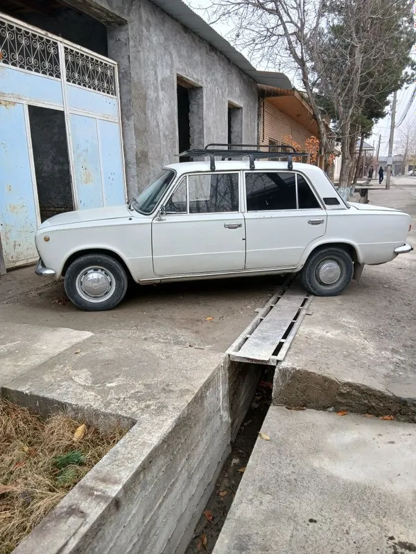 Vaz 21 11 holati yahshi turta balon yangi harajati yuq. 6