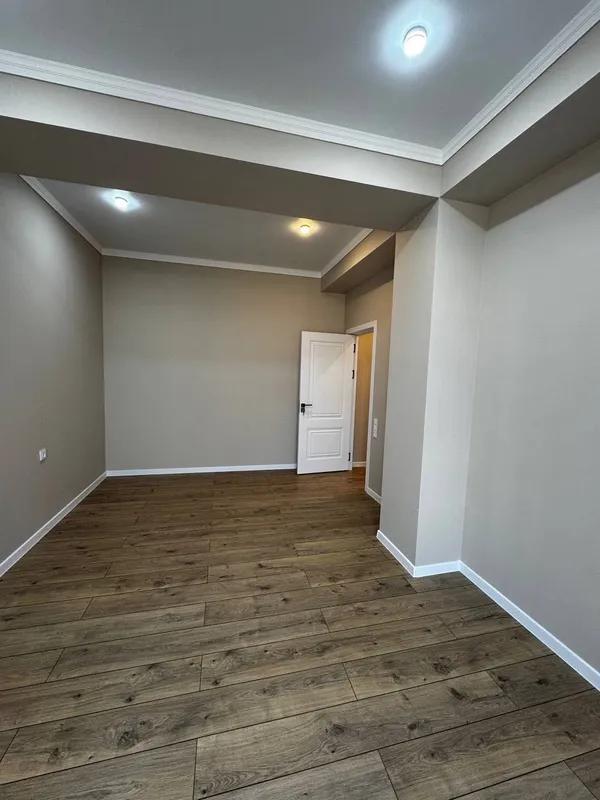 3 xonali kvartira, 95 m2, Yakkasaroy 4
