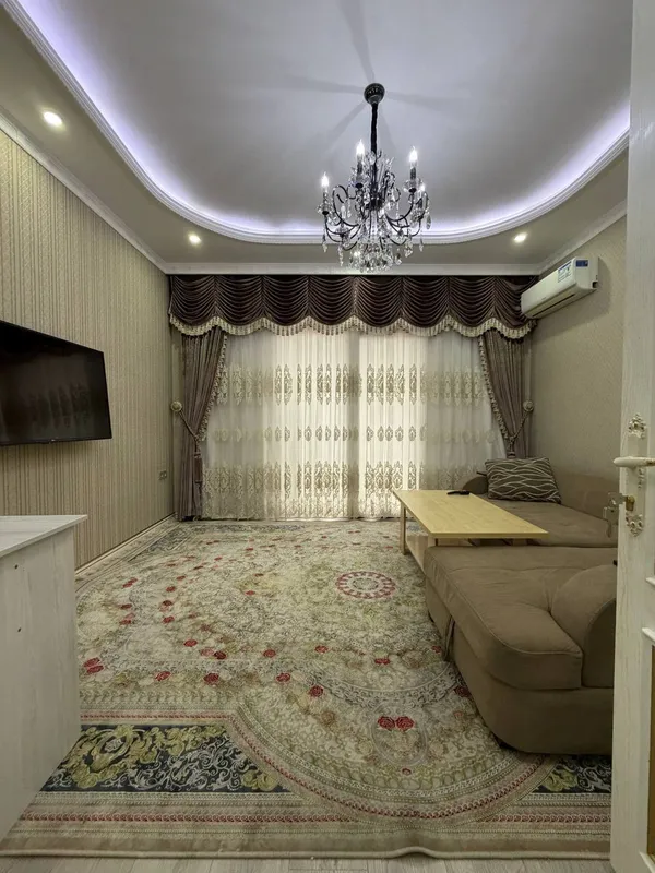 5 xonali kvartira, 205 m2, Mirobod 3