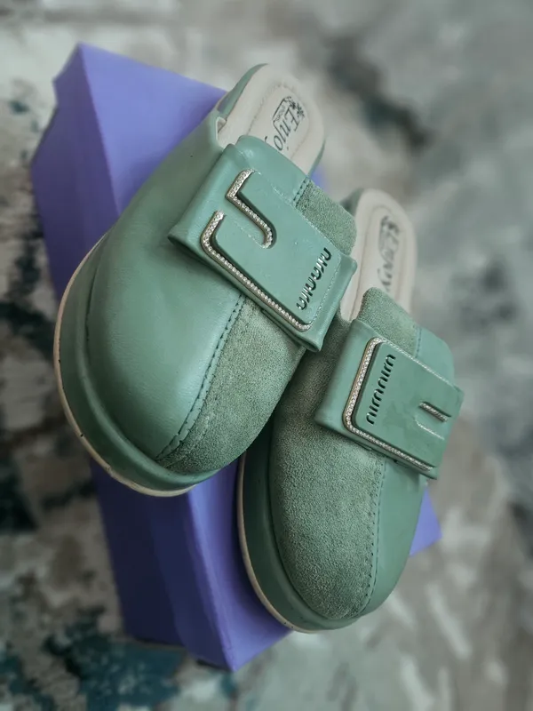 "Enjoy"shoes