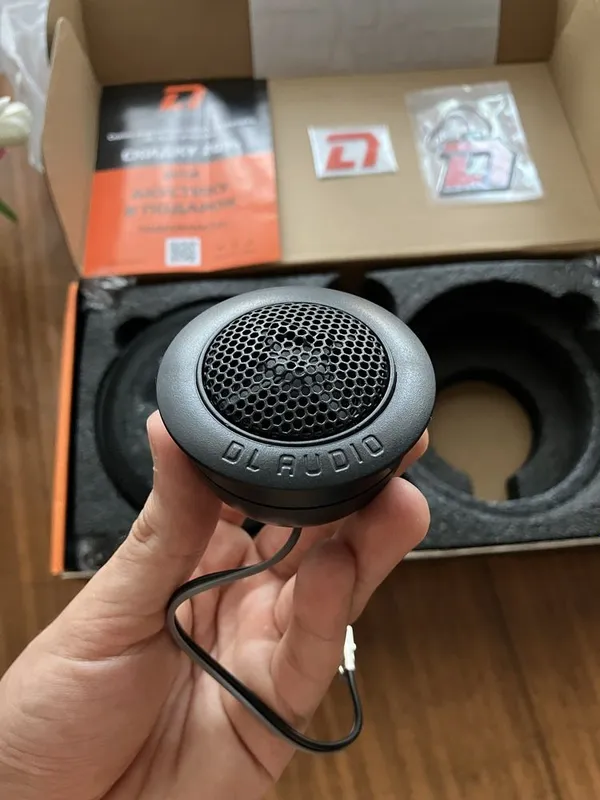 SQ Python 165 COMP DL Audio 3 SQ Python 165 COMP DL Audio 3