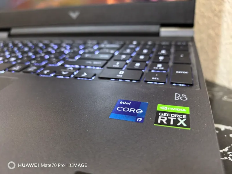 HP Victus 3
