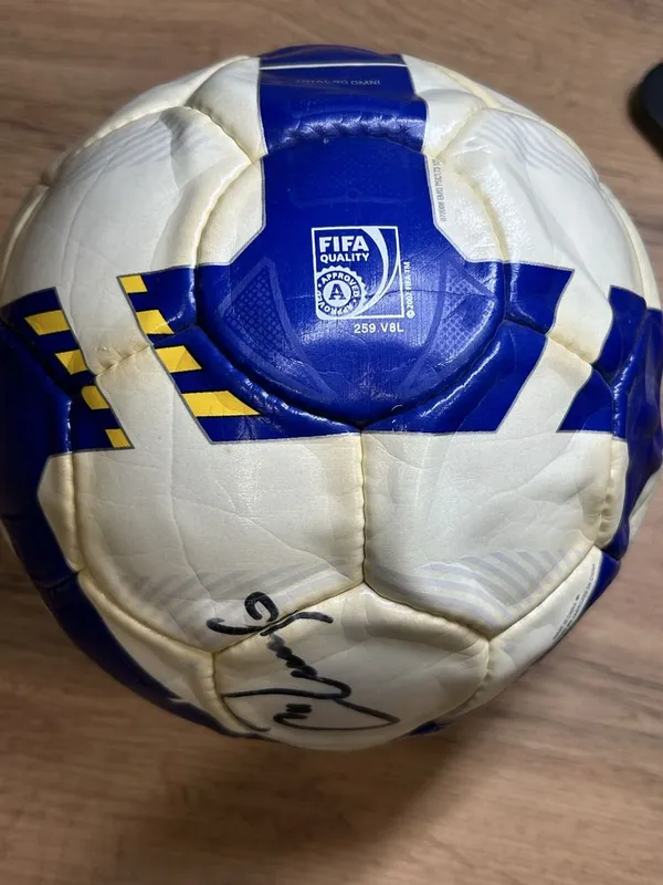 Подпись Cristiano Ronaldo — фото 4