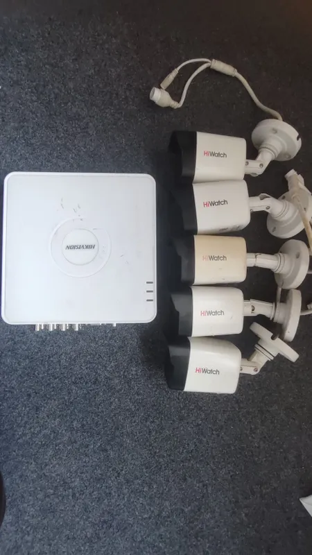 Ip камера видео наблюдения Hikvision — фото 1