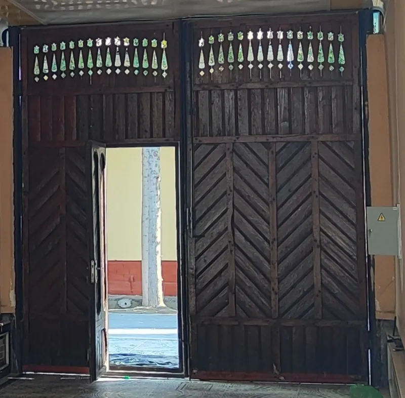 Darvoza hovli va uchastkalar uchun 2 Darvoza hovli va uchastkalar uchun 2