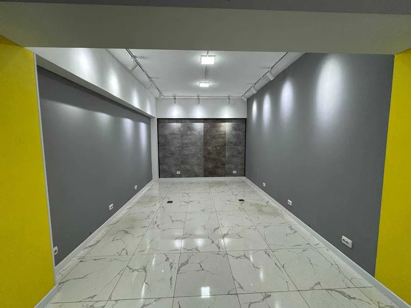 Продается! Коммерческое помещение Ц7, ЦУМ, 450м2 open space, 2 входа! 3 Продается! Коммерческое помещение Ц7, ЦУМ, 450м2 open space, 2 входа! 3