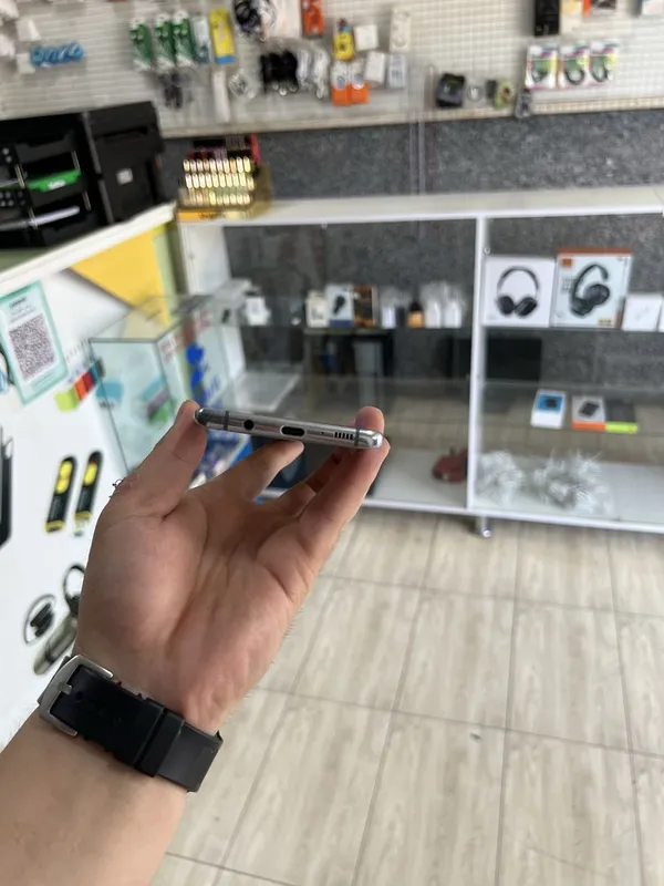 Samsung s10 5 g 256 srochna 7 Samsung s10 5 g 256 srochna 7