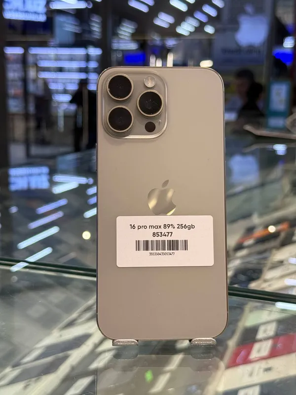 iPhone 16 Pro Max iPhone 16 Pro Max