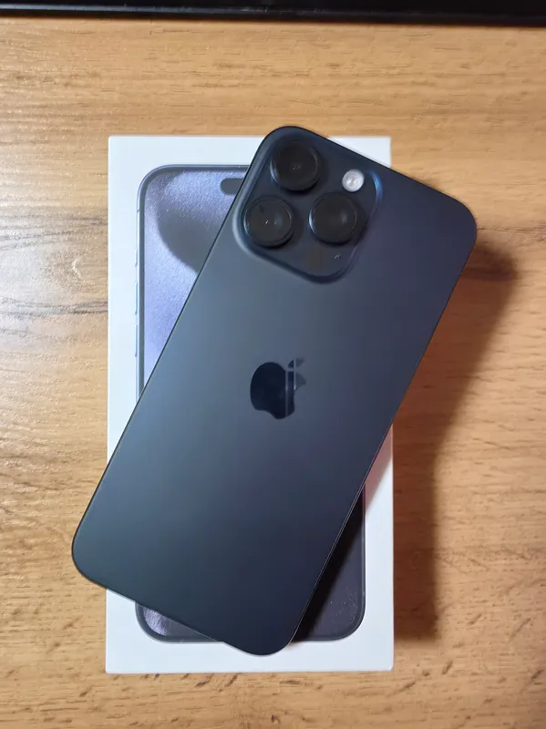 Iphone 15 Pro Max 1tb (LLA) Blue Titanium Esim