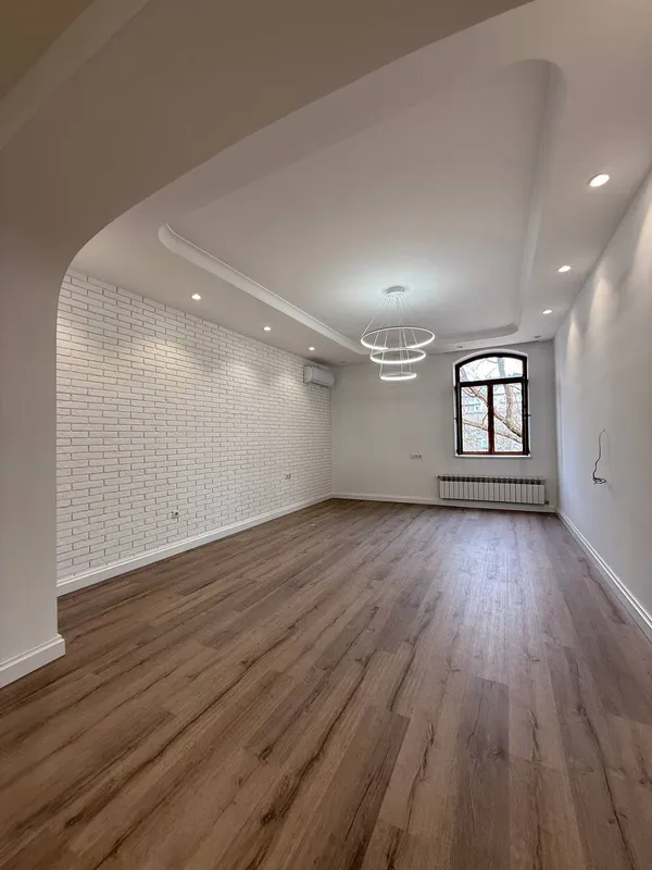 4 xonali kvartira, 212 m2, Yunusobod 6 4 xonali kvartira, 212 m2, Yunusobod 6