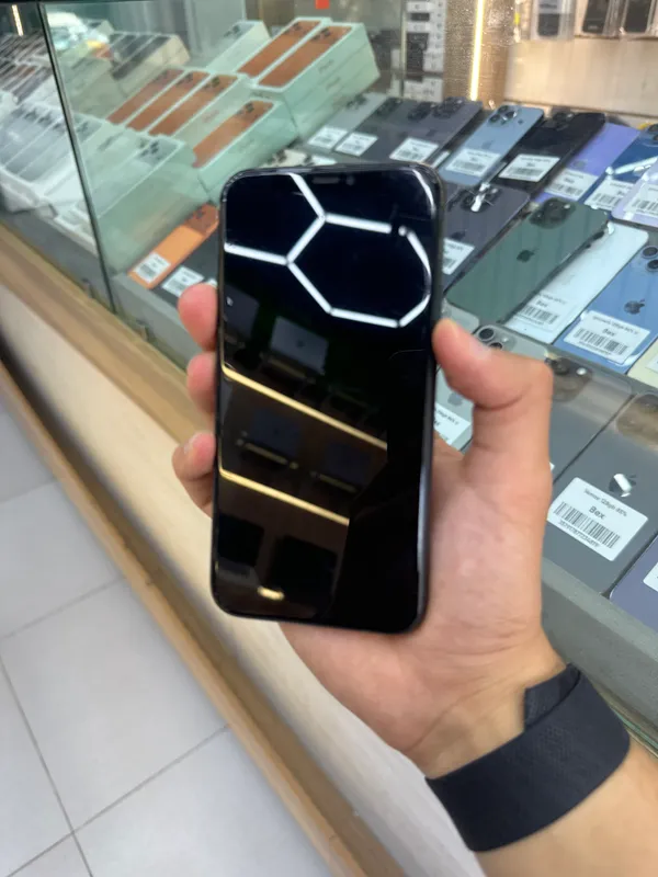 Iphone 11 pro 64GB Green — фото 1 Iphone 11 pro 64GB Green — фото 1